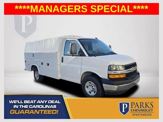 New 2025 Summit White Chevrolet 1WT image 1