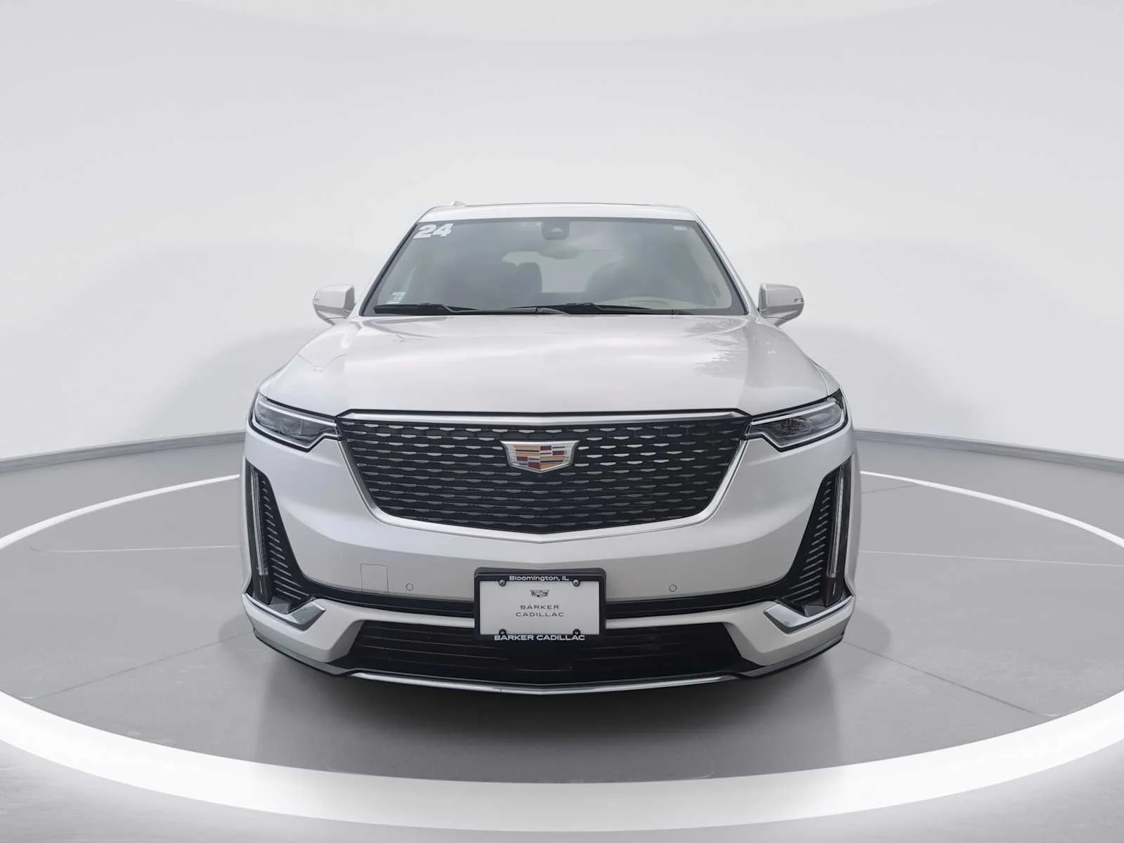 Used 2024 Crystal White Tricoat Cadillac Premium Luxury image 4