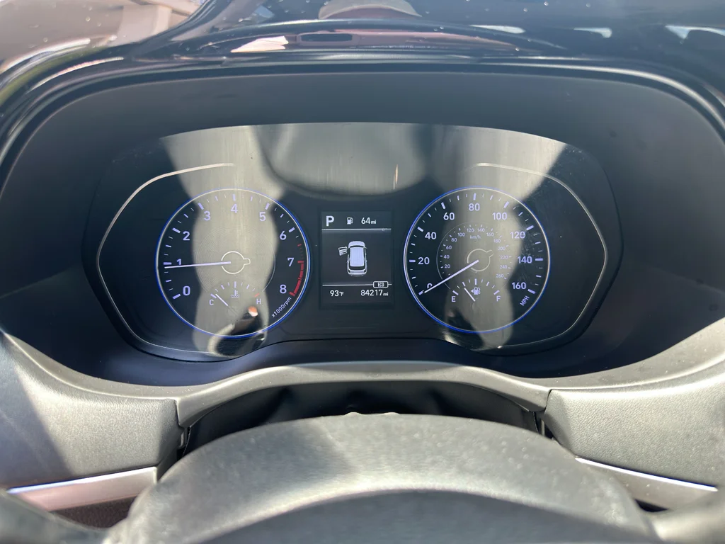 Used 2022  Hyundai SEL image 17