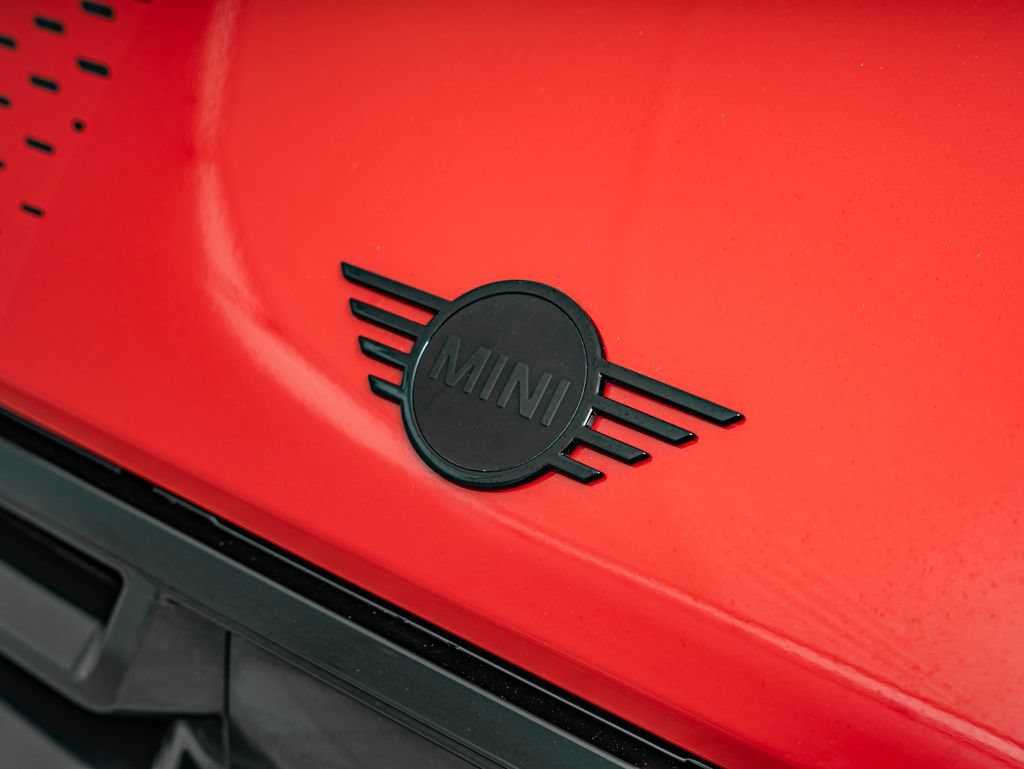 Used 2025 Chili Red Ii MINI Cooper S image 12
