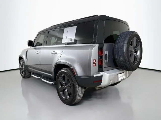 Certified Used 2024 Eiger Grey Metallic Land Rover S image 7