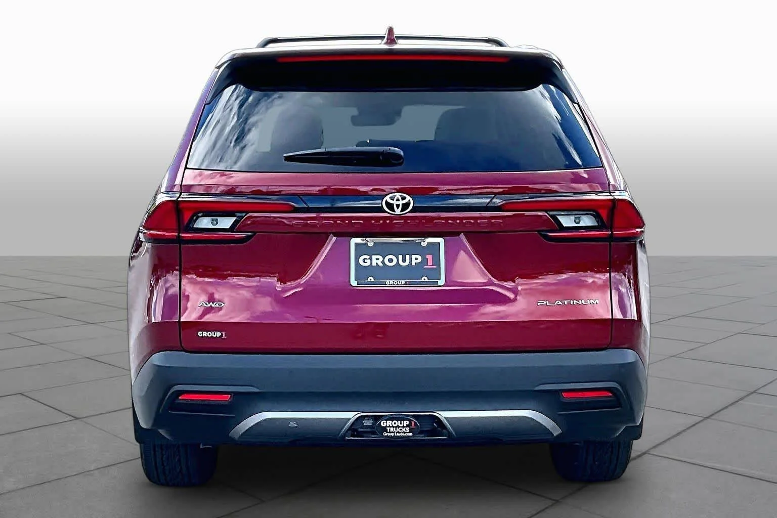 New 2026 Ruby Flare Pearl Toyota Platinum image 4