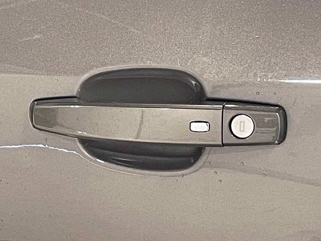 Used 2021 Gray Chevrolet LT image 16