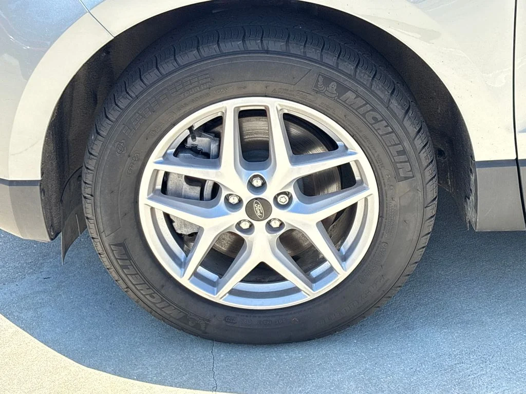 Certified Used 2024 Silver Ford SEL image 20