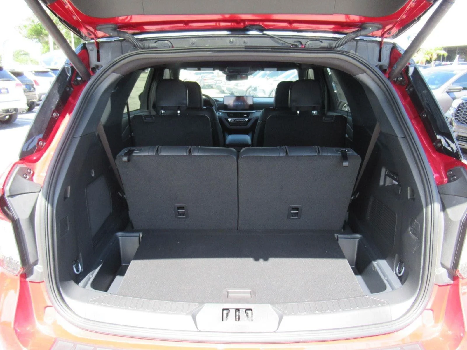 New 2025 Rapid Red Metallic Tinted Clea Ford ST image 34
