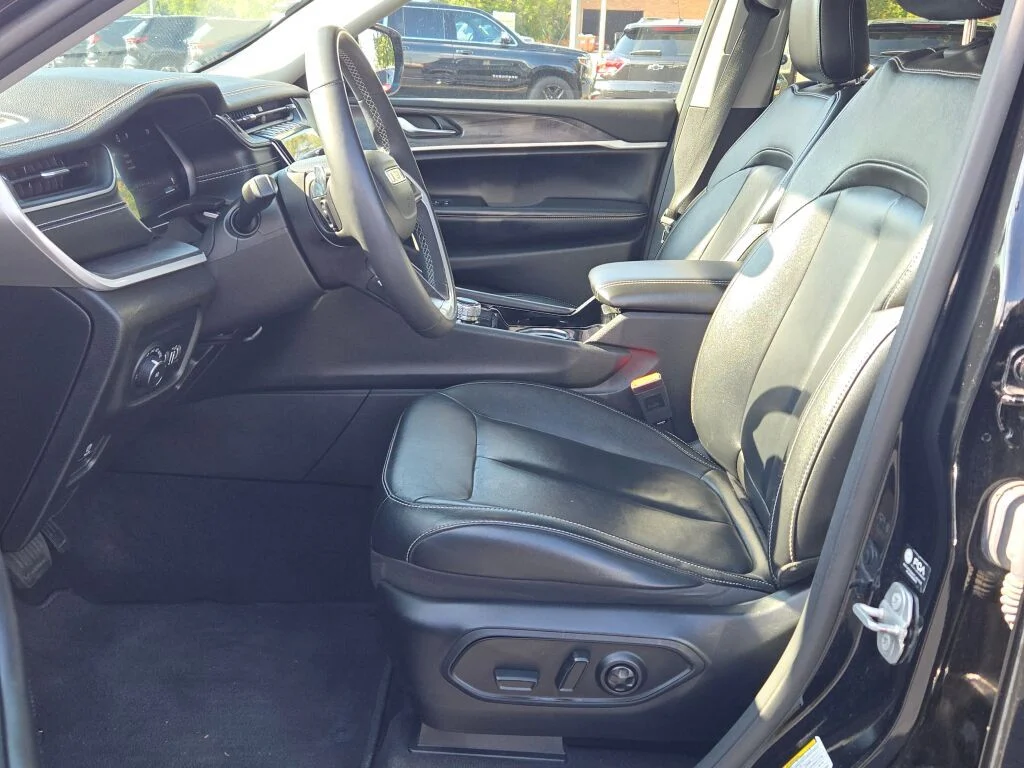 2023 Jeep Grand Cherokee Limited - Photo 23