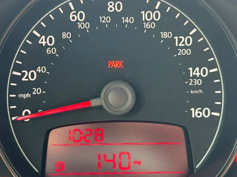 2012 Volkswagen Beetle 2.0 - Photo 36