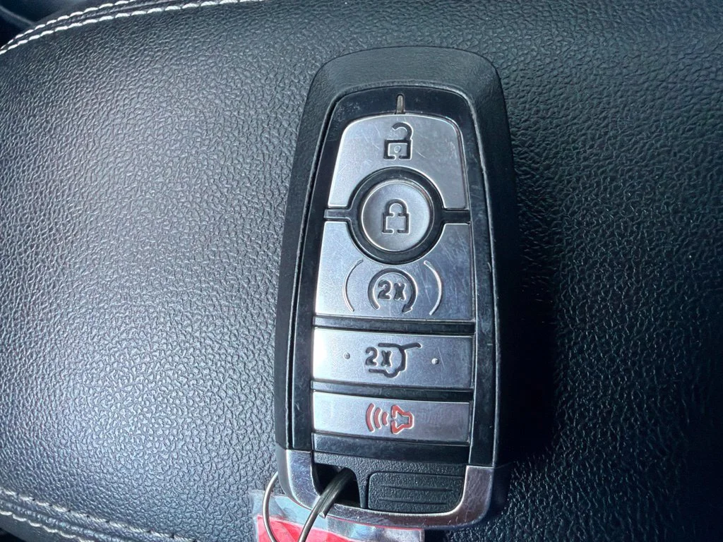 Used 2023 Oxford White Ford Base image 25