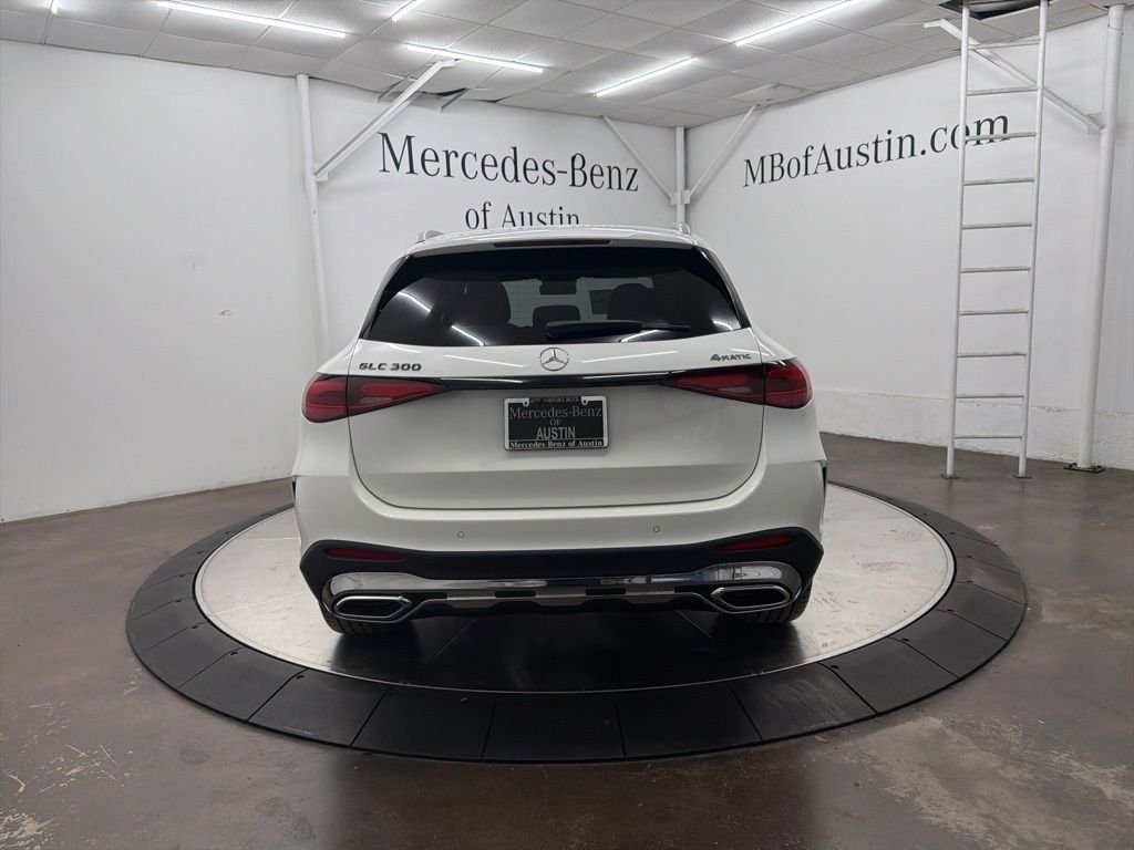 New 2026 Polar White Mercedes-Benz GLC 300 image 6