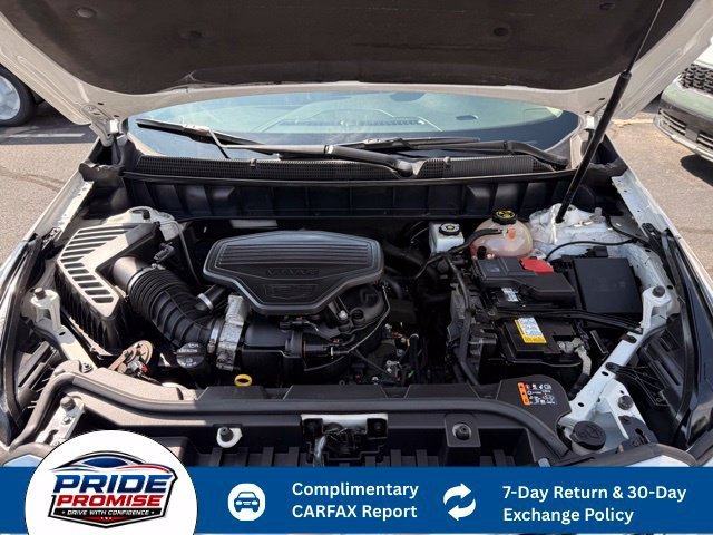 Used 2019 CRYSTAL WHITE TRICOAT Cadillac Luxury AWD image 13