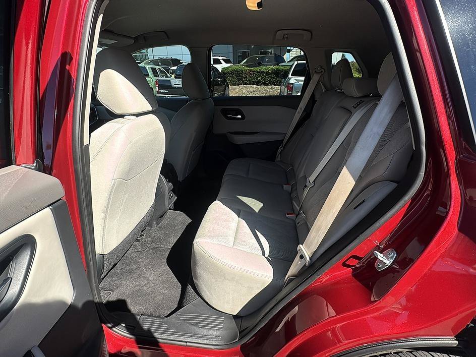 Used 2025 Scarlet Ember Tintcoat Nissan SV image 17