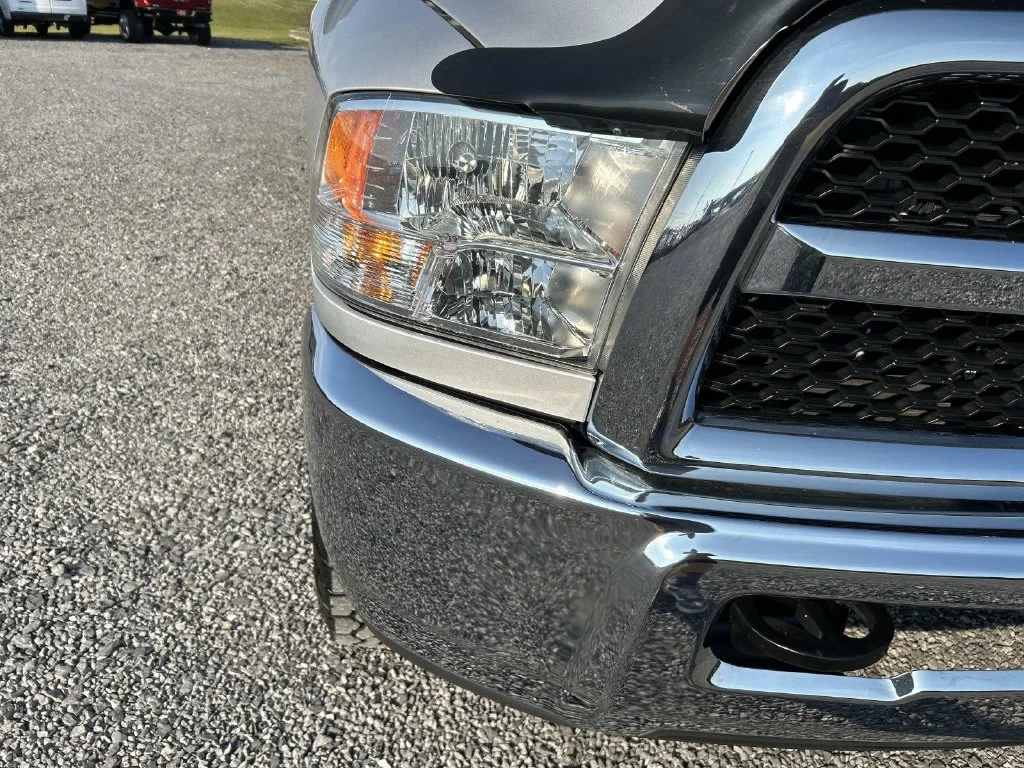 Used 2018 Silver Ram Tradesman image 35