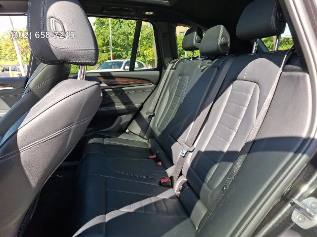 Used 2022 Dark Graphite Metallic BMW xDrive30i image 9