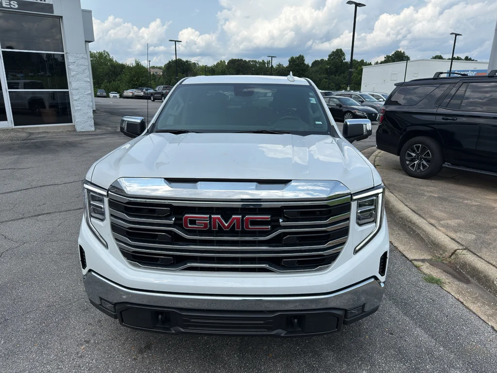 Used 2026 Summit White GMC SLT image 7