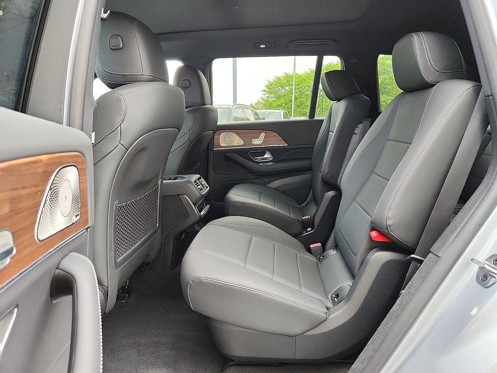 Certified Used 2025 Cirrus Silver Metallic Mercedes-Benz GLS 450 image 10