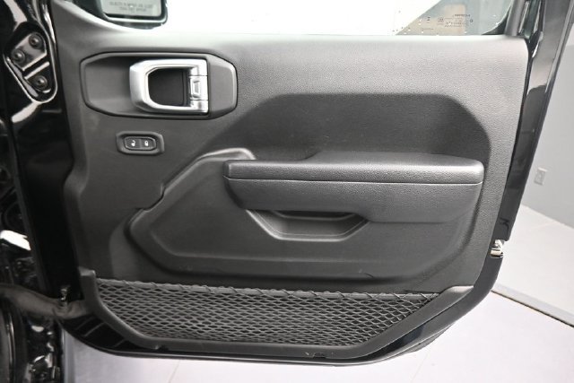Used 2024 Black Jeep Rubicon image 20