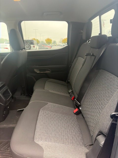 Used 2024 Velocity Blue Metallic Ford XLT image 18