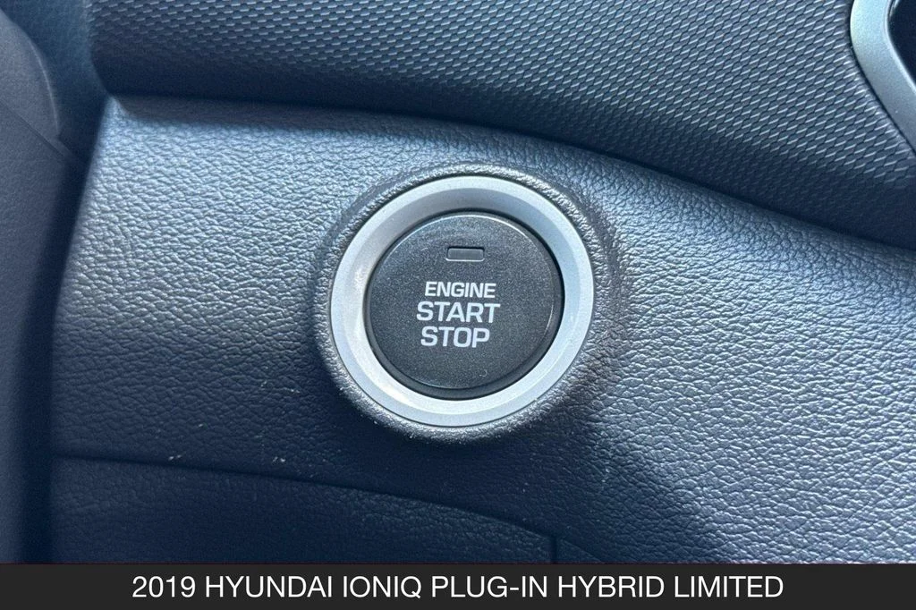 Used 2019 Blue Hyundai Limited image 24