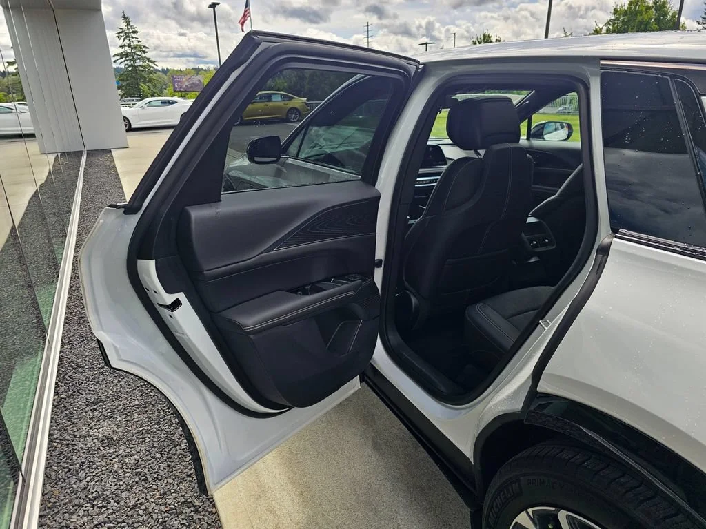 Certified Used 2024 Crystal White Tricoat Cadillac Sport 1 image 15