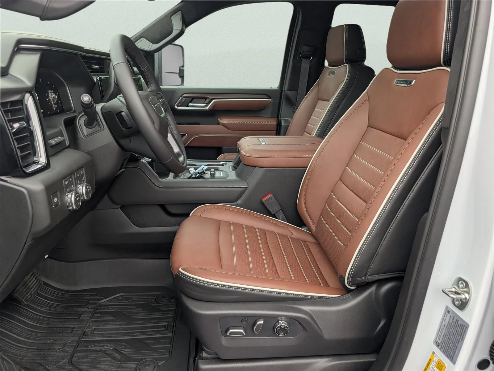 New 2026 Glacier White Tricoat GMC Denali Ultimate image 21