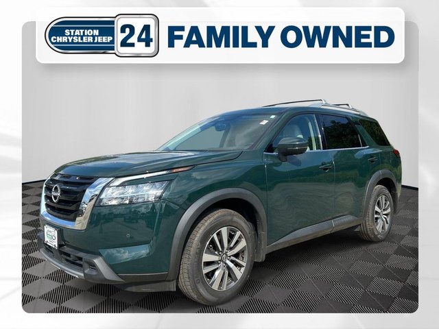 2023 Nissan Pathfinder SL