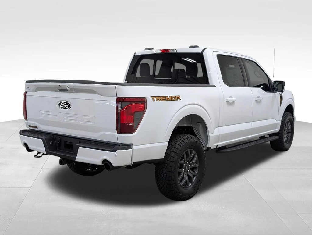 New 2026 Oxford White Ford Tremor® image 25