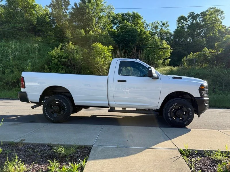 New 2026 Bright White Clear-Coat Exterior Paint RAM Tradesman image 8