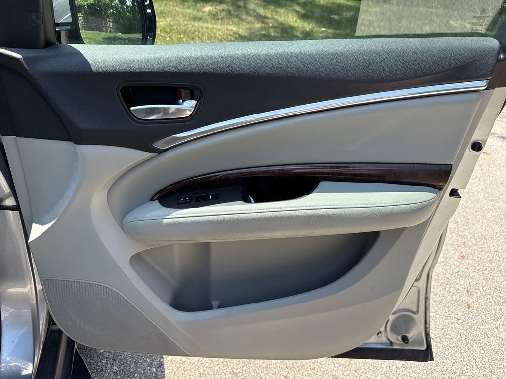 Used 2017  Acura 3.5L image 26