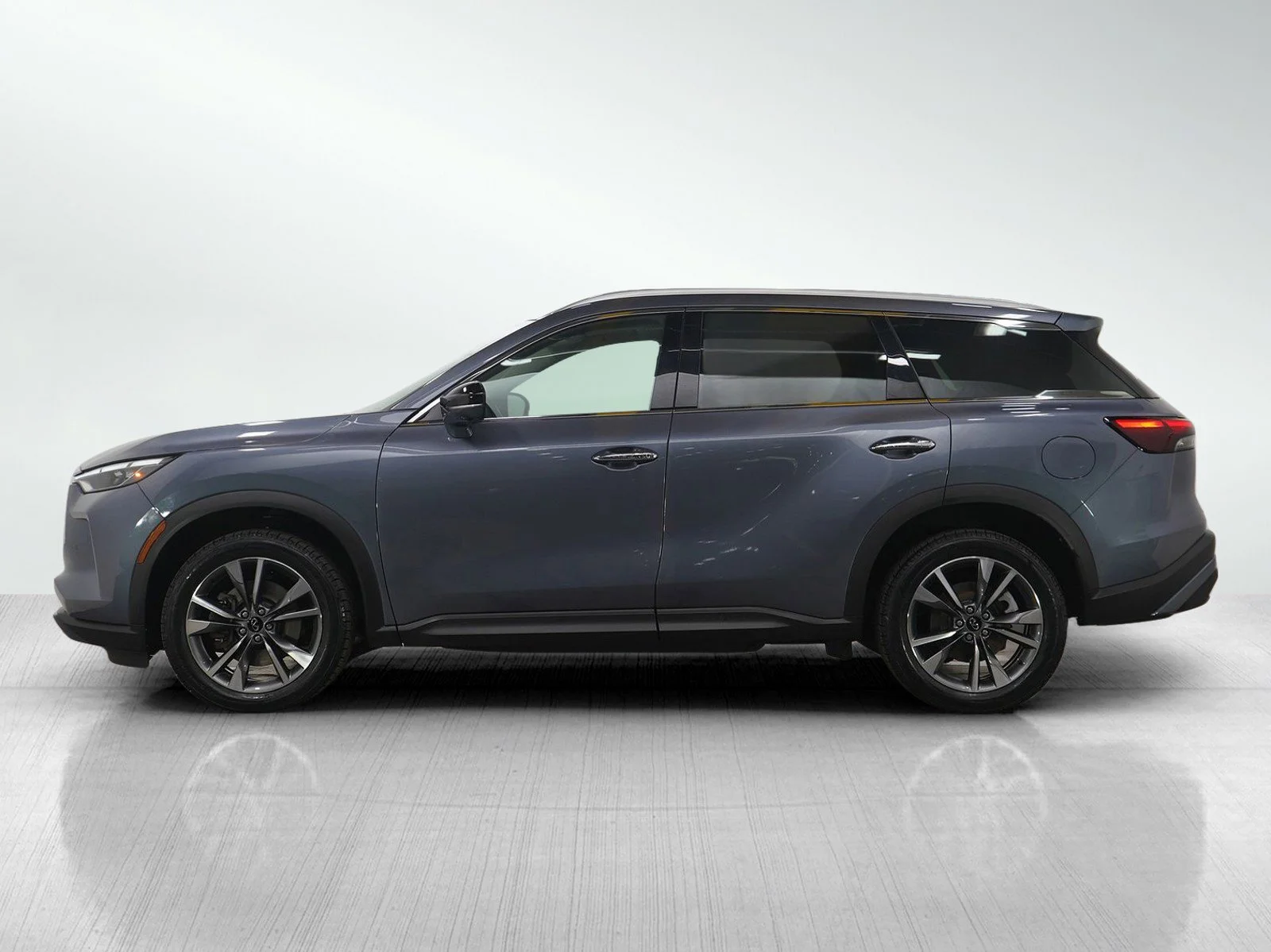 Used 2023 INFINITI QX60 LUXE with VIN 5N1DL1FS2PC358213 for sale in White Bear Lake, Minnesota