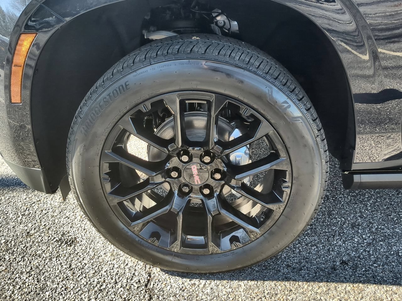 New 2026 Titanium Rush Metallic GMC Denali image 34