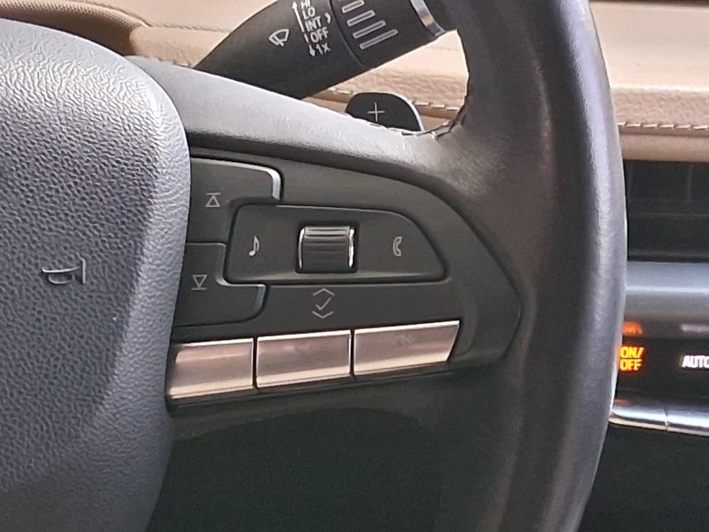 Used 2024 Crystal White Tricoat Cadillac Luxury image 12