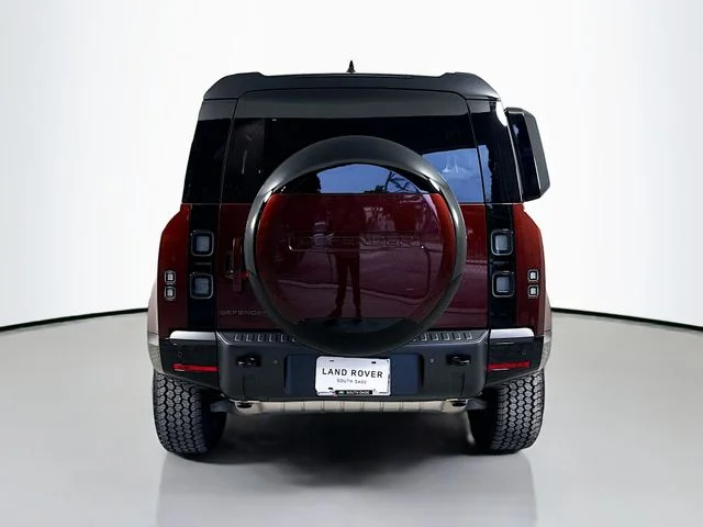 New 2026 Sedona Red Metallic Land Rover X-Dynamic SE image 6