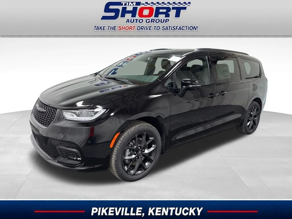 2026 Chrysler Pacifica Select AWD's photo