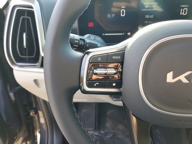 2025 Kia Sorento EX - Photo 11