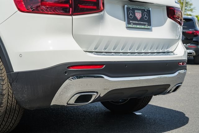 New 2026 Polar White Mercedes-Benz GLB 250 image 9
