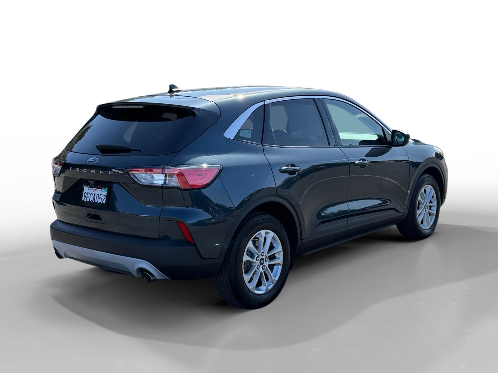 Certified Used 2022 Blue Metallic Ford SE image 5