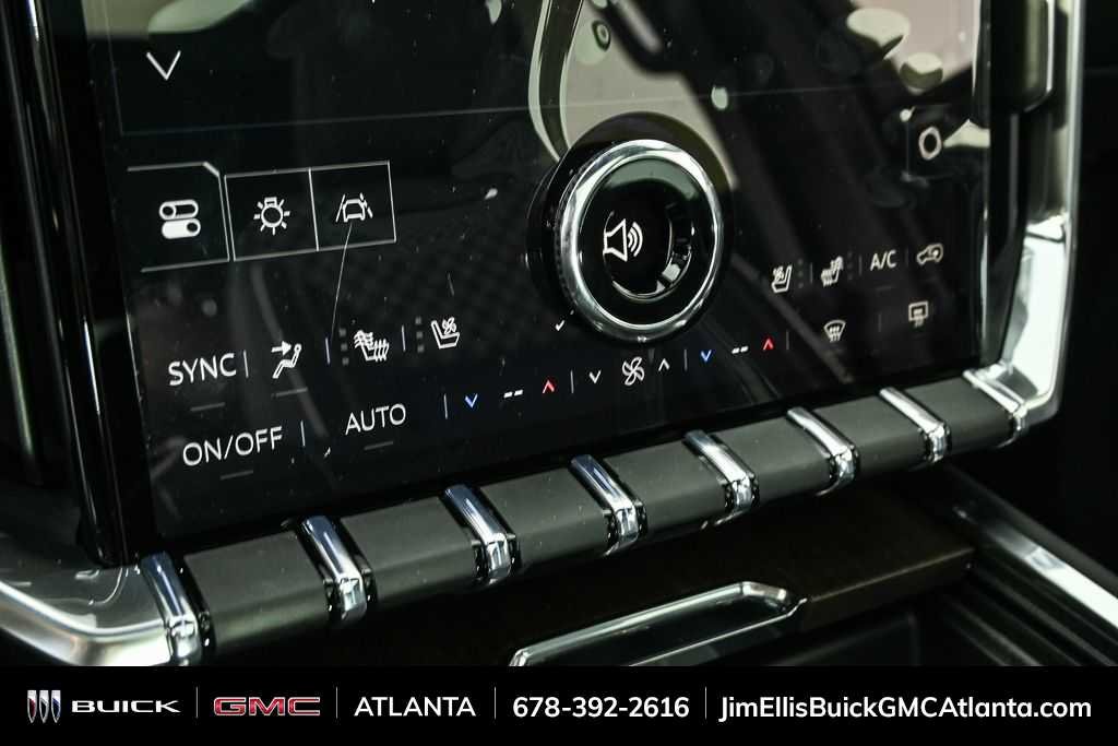 2026 GMC Acadia Denali - Photo 17