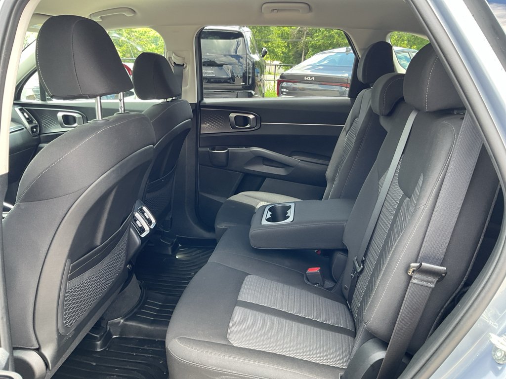 Certified Used 2023 Everlasting Silver Kia LX image 19