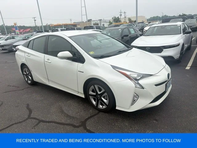 2017 Toyota Prius Three Touring
