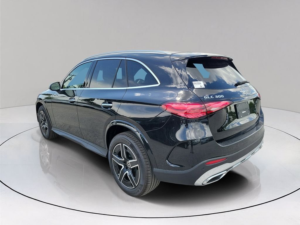 New 2026 Black Mercedes-Benz GLC 300 image 4