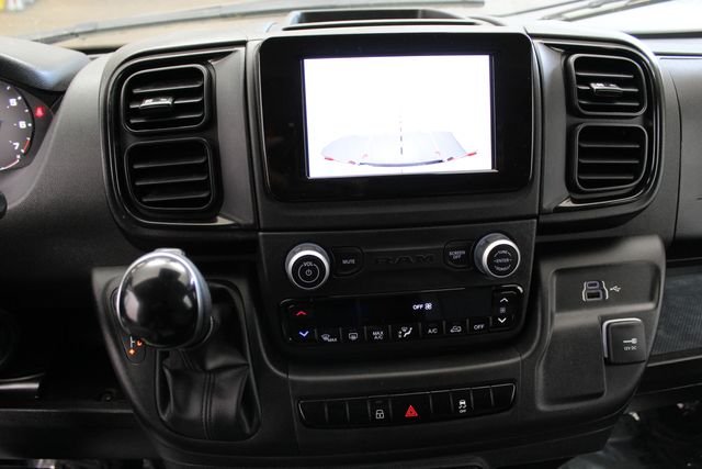 Used 2025 White Ram Base image 6