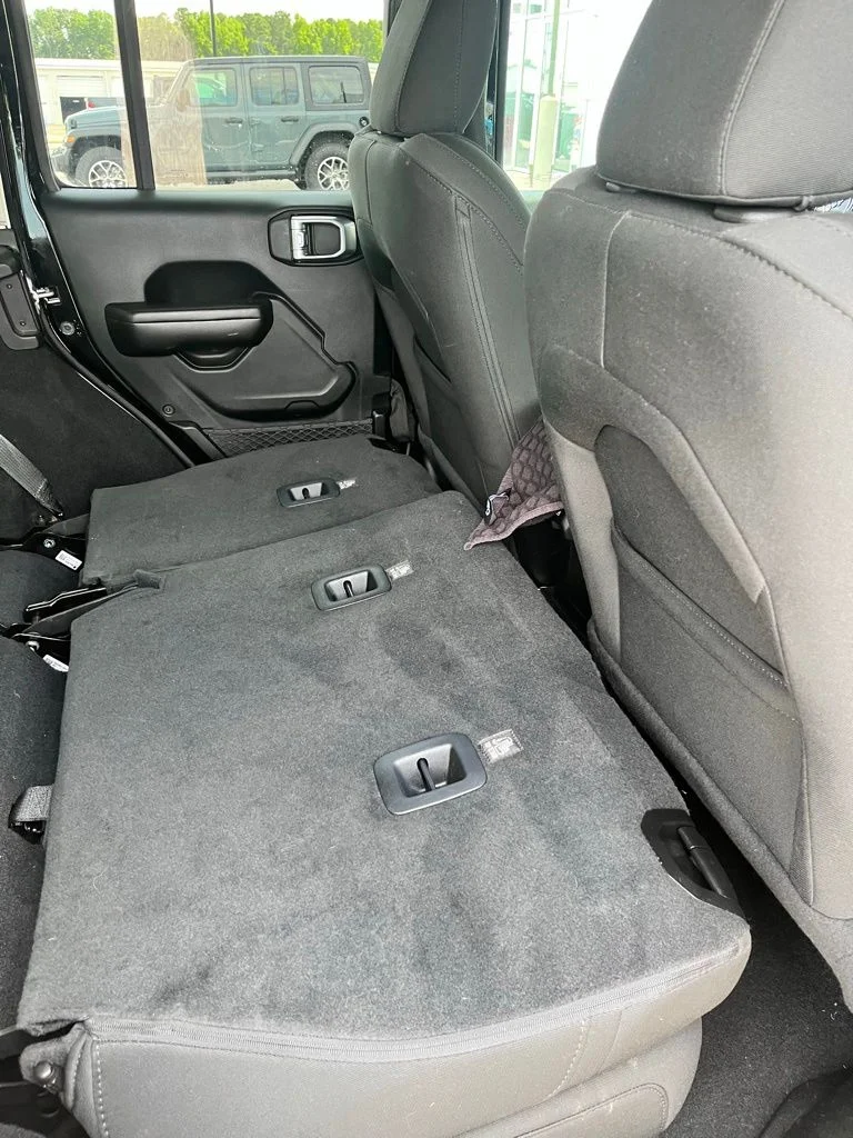 Used 2020 Black Clearcoat Jeep Unlimited Sport S image 8
