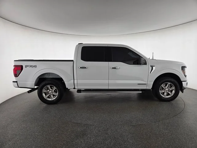 Used 2024 White Ford XLT image 6