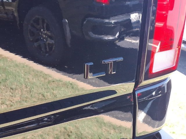 New 2026 Black Chevrolet LT image 19
