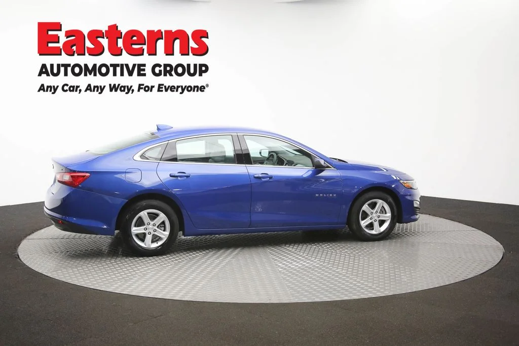Used 2023 Blue Chevrolet LT image 43