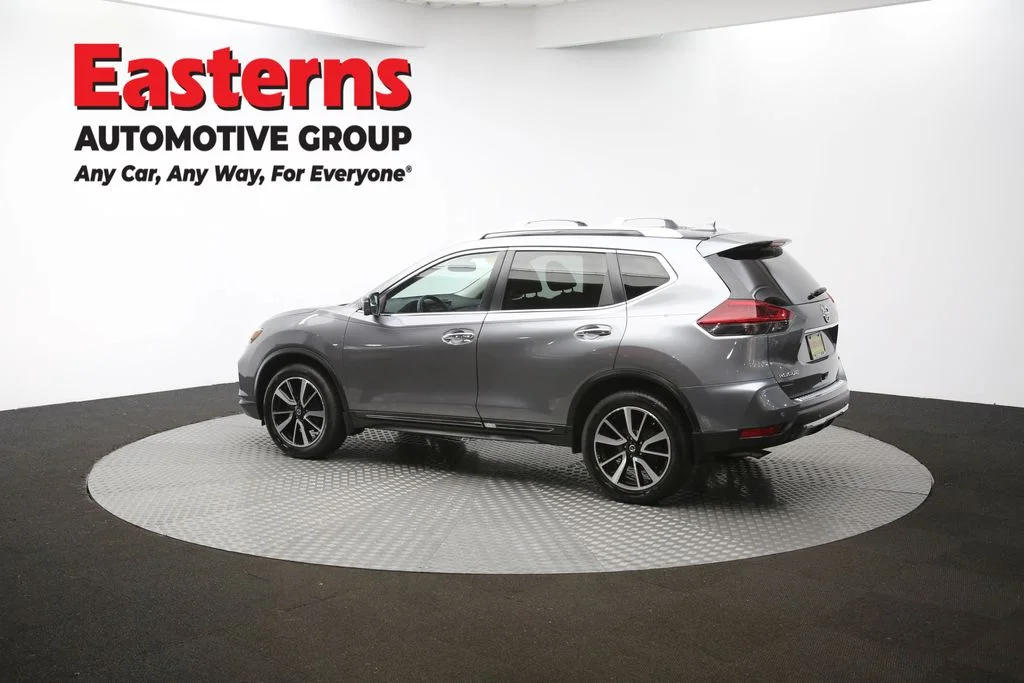 Used 2019 Gray Nissan SL image 65