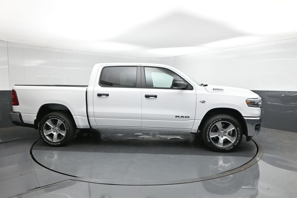 New 2026 Bright White Clearcoat RAM Tradesman image 15