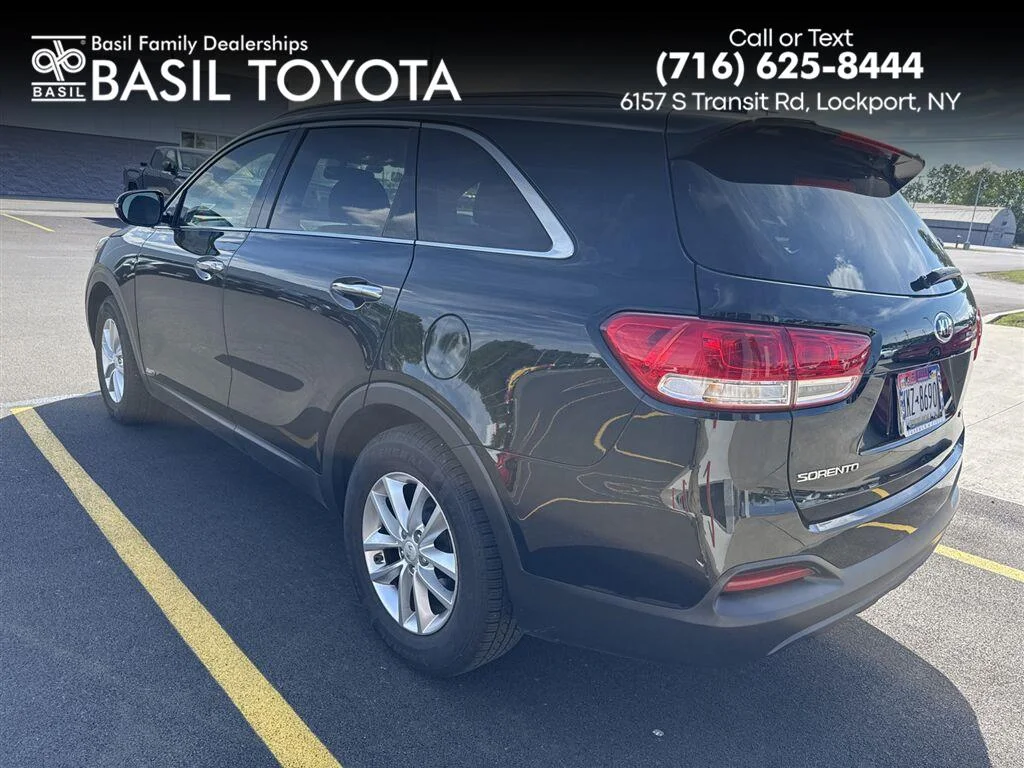 Used 2018 Ebony Black Kia LX image 1