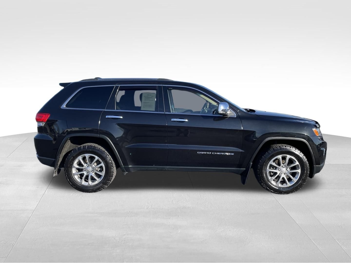 Used 2015 Jeep Grand Cherokee Limited with VIN 1C4RJFBG4FC726534 for sale in Union Gap, WA