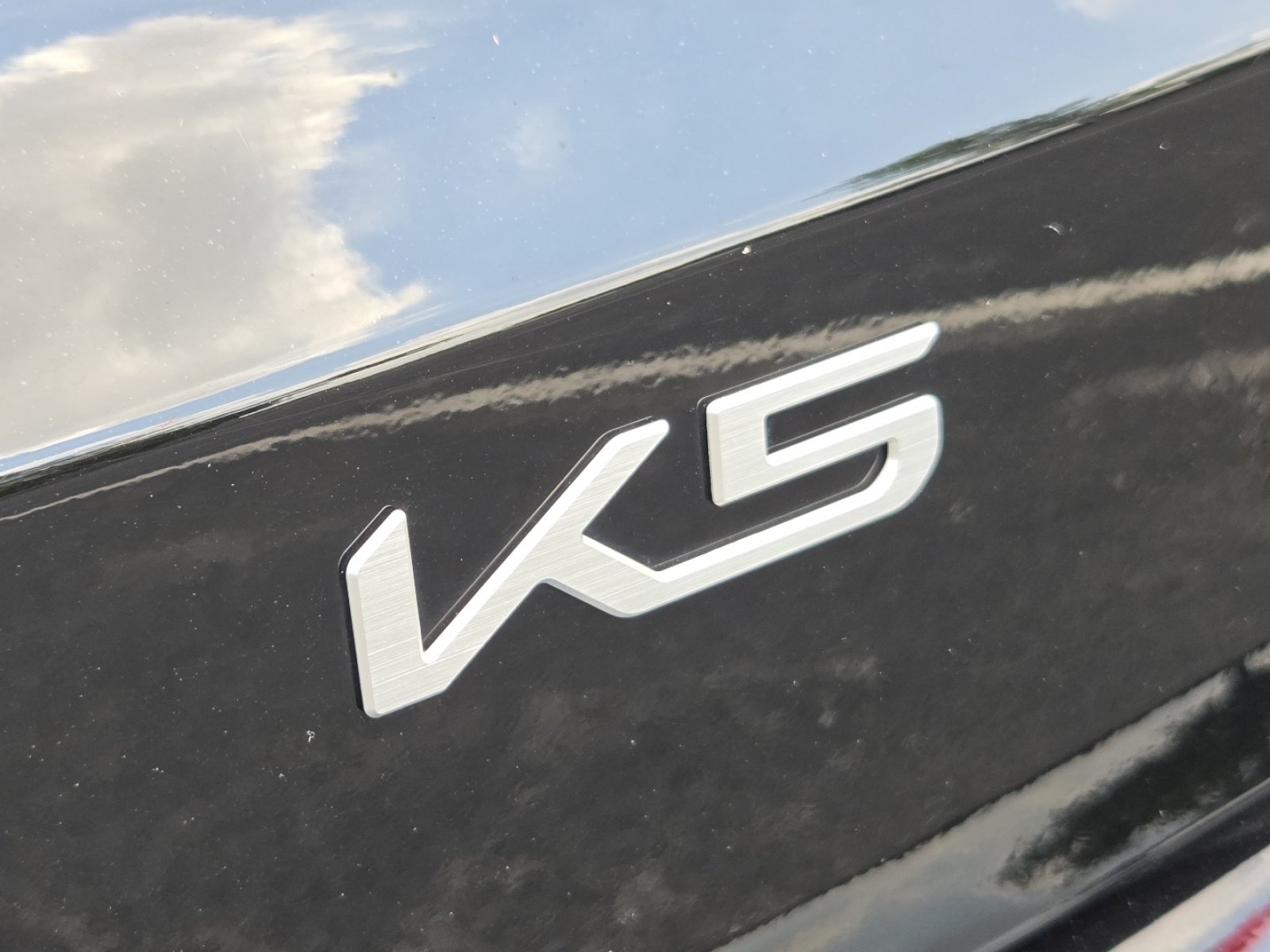 Used 2023 Ebony Black Kia GT-Line image 15